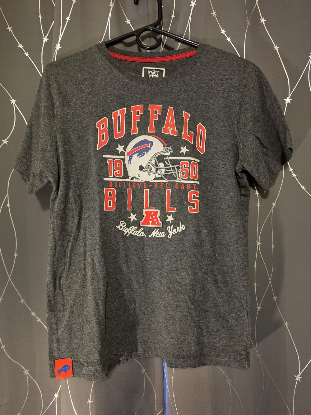 NFL Buffalo Bills Gray Red Graphic Tee